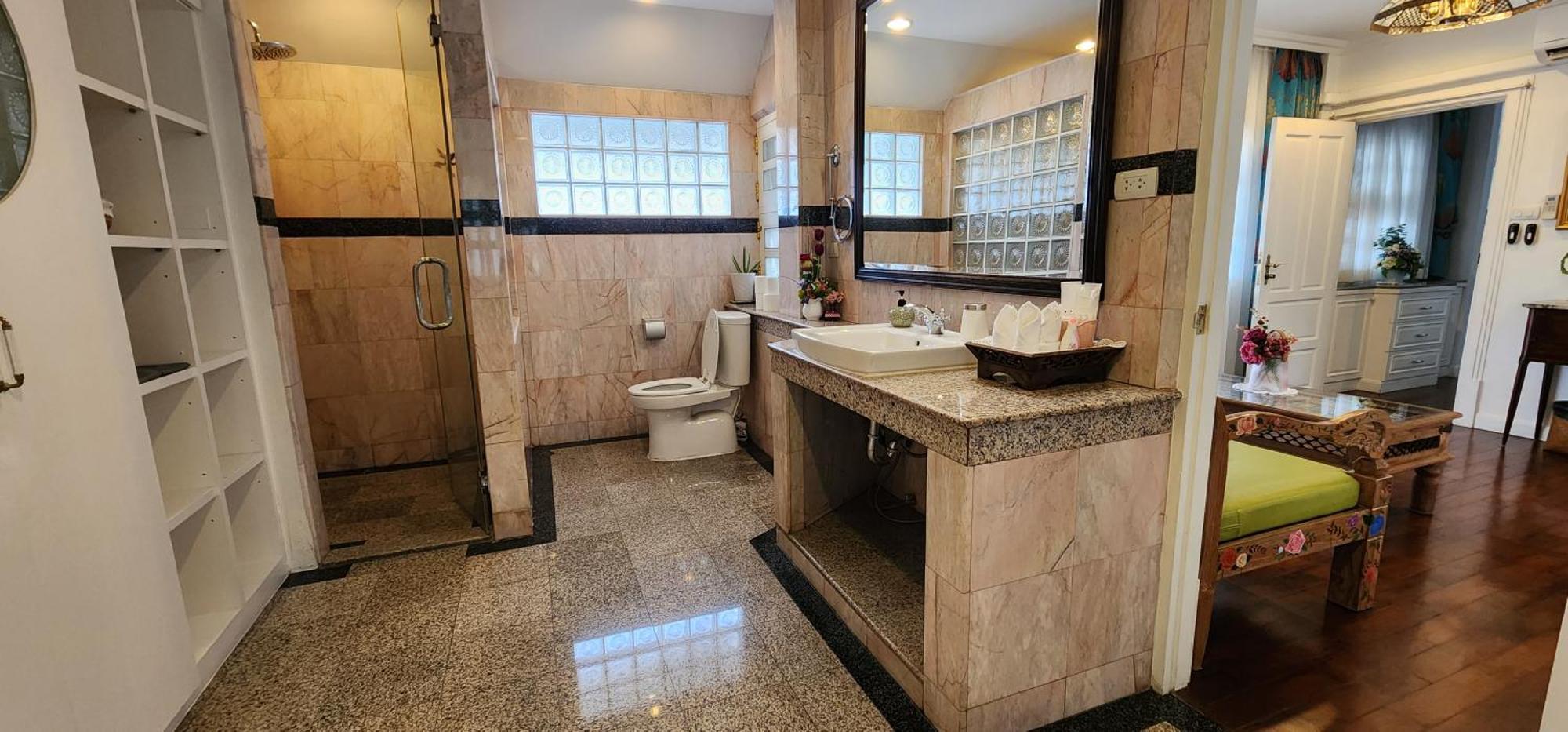 Chiangmai Singharat Road Villa Csiangmaj Kültér fotó